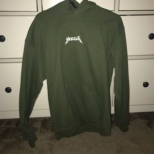 (🏄🏻‍♀️) knock off yeezus hoodie